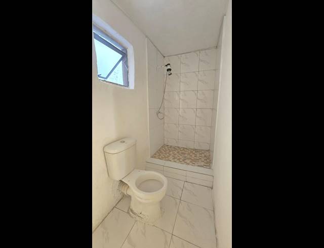 2 BEDROOM PROPERTY TO RENT IN CROFTDENE